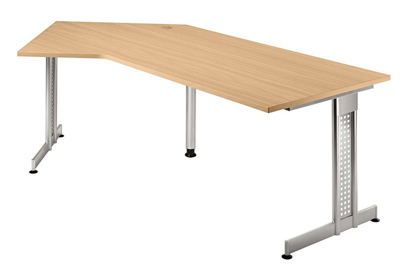 135° Winkelschreibtisch 210 cm, C-Fuß Gestell in Silber