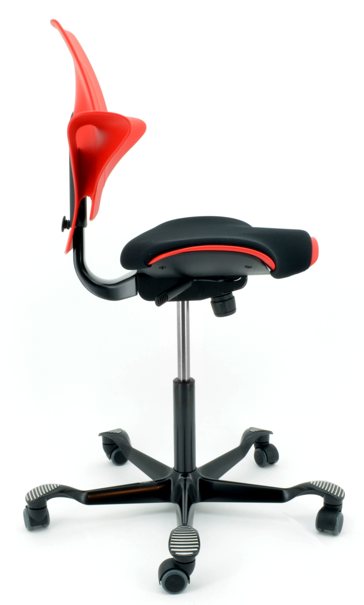 Drehstuhl Capisco Puls 8020 - rot / schwarz, inkl. Sitzflächenmatte - HAG