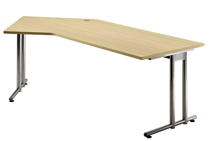 135° Winkelschreibtisch 210 cm, C-Fuß Gestell in Silber